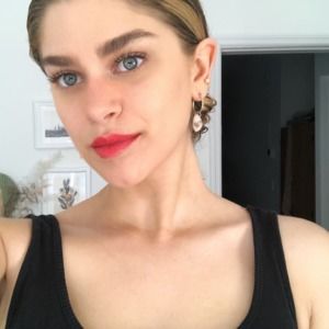 Meet your Posher, Emma